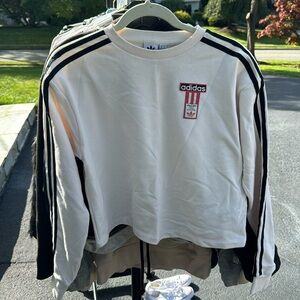 Adidas crew neck